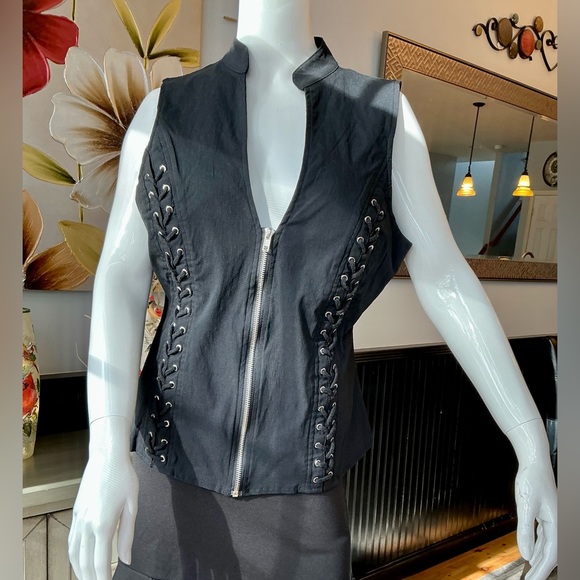 Hearts Rob Lace Up Zip Up Black Vest Criss Cross Open Back Woman’s Large X-Large - Picture 13 of 13